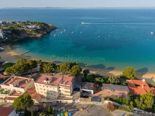 Piso en venta delante de mar - foto 2