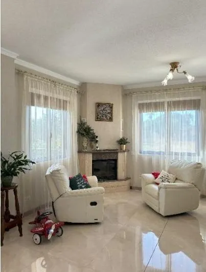 Villa de Lujo independiente, 5 dormitorios, 4 baños, piscina, jardines, gran parcela, en Ciudad Quesada!!! — 13