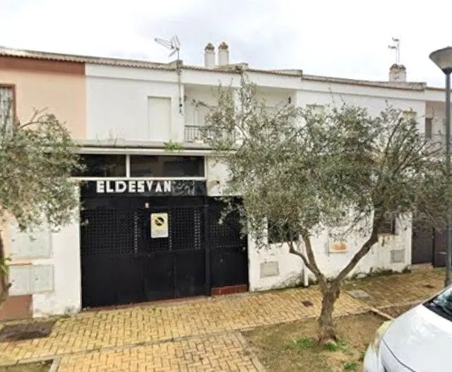 Venta casa en Huevar del Aljarafe (Sevilla) — 3