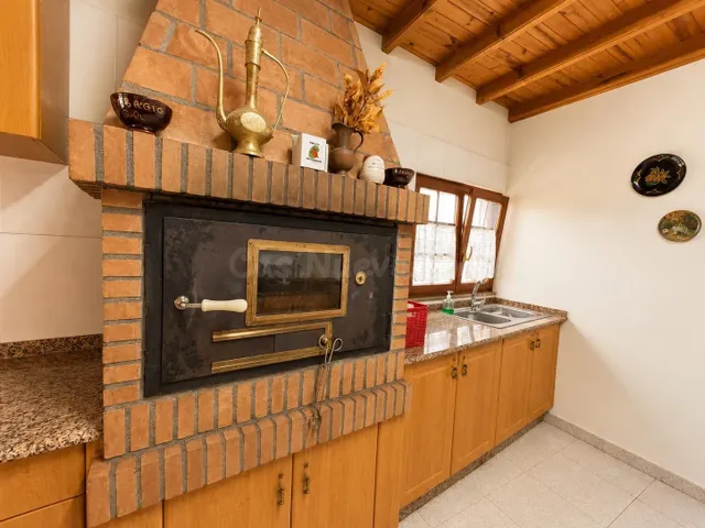 Casa 5 habitaciones 402m² en venta - O castrelo - foto 3
