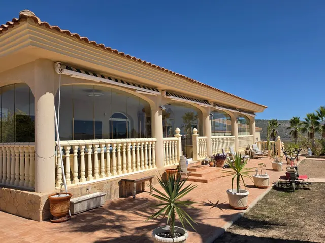 Villa 4 habitaciones 405m² en venta - Comunidad valenciana — 36