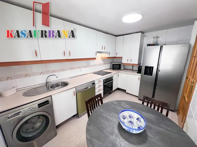KASAURBANA ofrece en VENTA CHALET EN VALDEMORO - foto 2