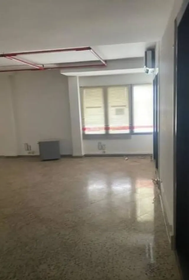 LOCAL en VENDA a IGUALADA - Zona POBLE SEC — 8