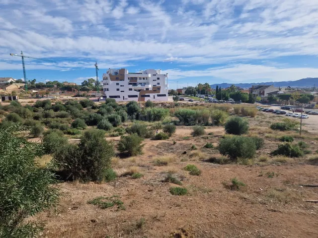 VENTA DE TERRENO URBANIZABLE CERCA UCAM - foto 2