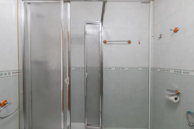 ¡¡¡amplio piso de 3 dormitorios, 2 baños, cochera y trastero, por solo 179.900 €!!! — 35