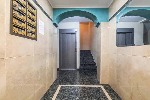 Piso de 4 habitaciones con ascensor en Altabix - Elche — 36
