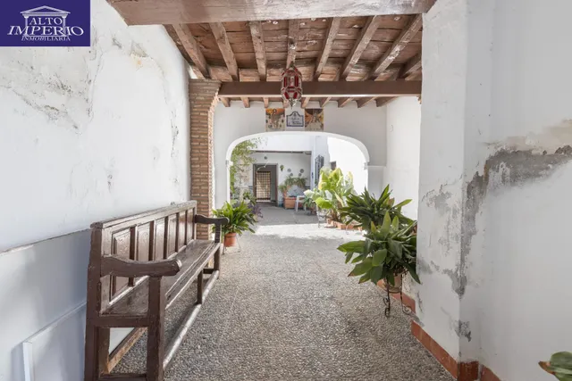 EXCEPCIONAL OPORTUNIDAD EN PLENO CENTRO DE HUÉTOR VEGA — 20