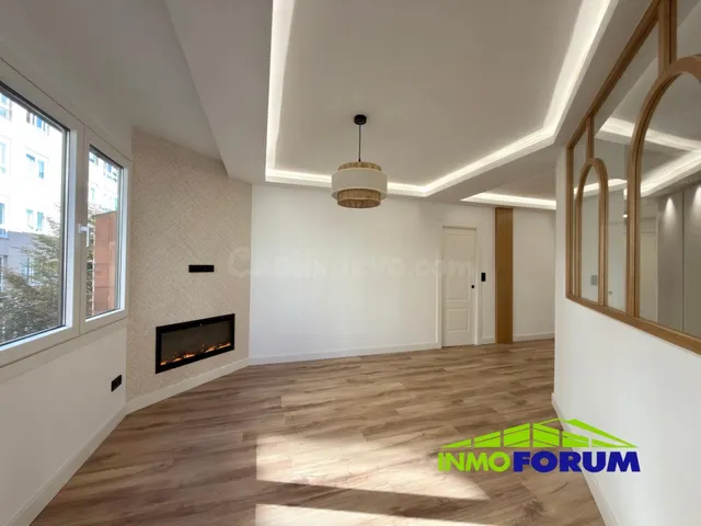 Reforma integral de diseño a estrenar con plaza de garaje - foto 3