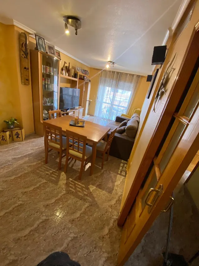 Amplio Piso en Águilas, Ideal para Familias — 3