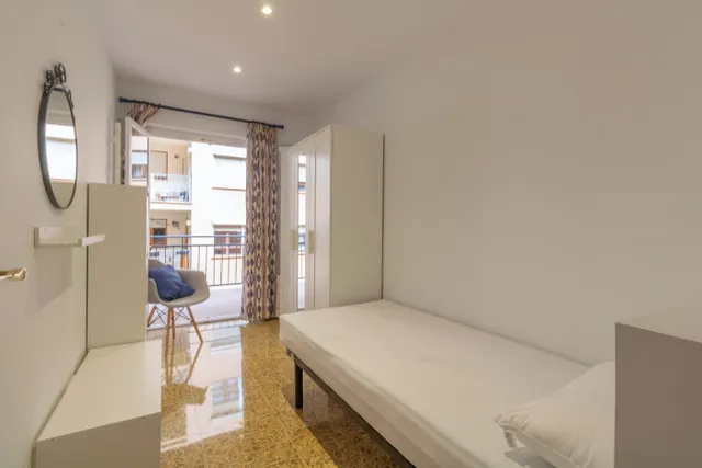 ¡¡ALQUILER DE TEMPORADA!! ¡PISO EN BONS AIRES, CON ASCENSOR, AMUEBLADO Y LISTO PARA ENTRAR! — 12