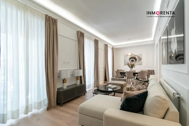LUJOSA VIVIENDA EN CALLE AYALA — 10