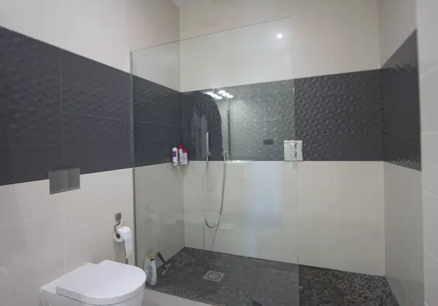 Villa 5 habitaciones 680m² en venta - Urbanizaciones — 31