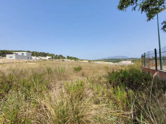 Terreno edificable con proyecto y permiso de obra vigente en Sant Esteve Sesrovires — 18