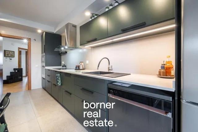 Piso en venta en Calle de Josep Puig i Cadafalch — 7