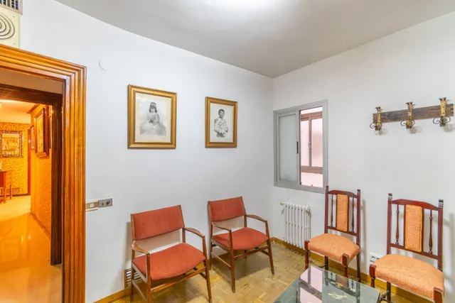 ESPECTACULAR VIVIENDA EN ACERA DEL DARRO — 45
