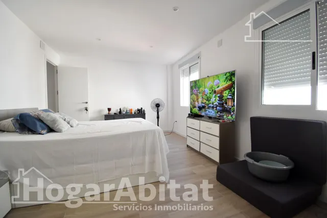 ¡REFORMADO A ESTRENAR! IMPECABLE, AMPLIO Y EXTERIOR CON BALCÓN — 37
