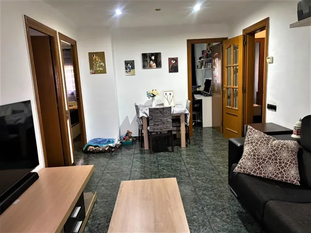 Ampli pis en venda a can palet de Terrassa — 2