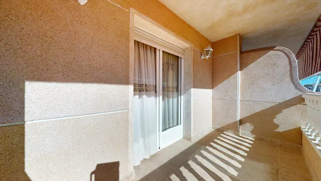 Amplia vivienda con bajo de 100m2 en Pilar de la Horadada — 6