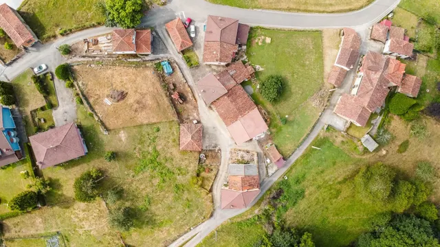 3 CASAS, TERRENO EDIFICABLE Y SOLAR - foto 3