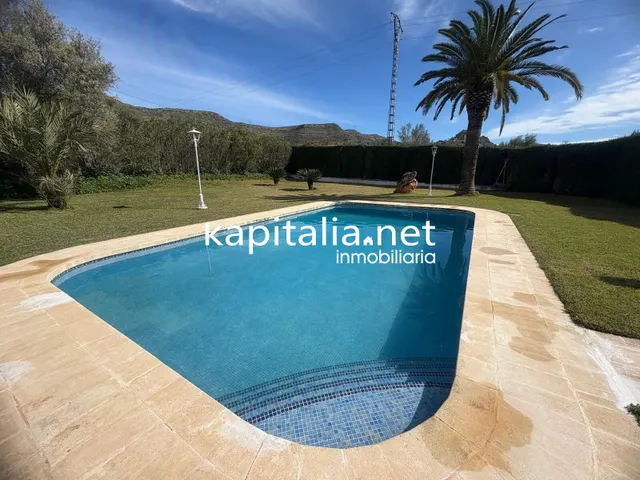 ESPECTACULAR CHALET A LA VENTA EN BARCHETA — 24