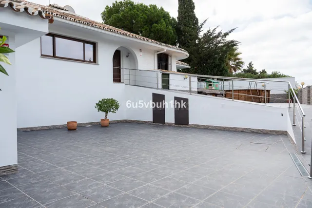 Chalet 4 habitaciones 229m² en venta - Centro — 4