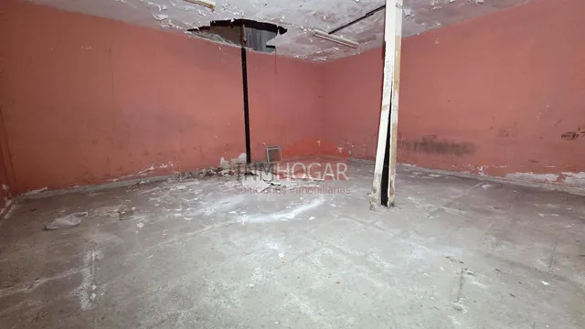 Amplio Local Comercial en la Zona Norte de Ávila – Oportunidad Única — 21