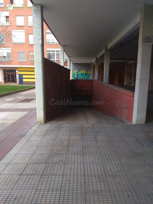 Se vende Plaza de Garaje en Juntas Juntas Generales. Sarvivi - foto 4