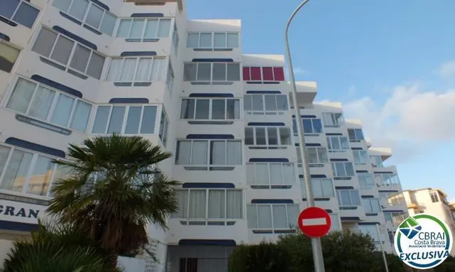 Piso de una habitación a 50 m de la playa — 7