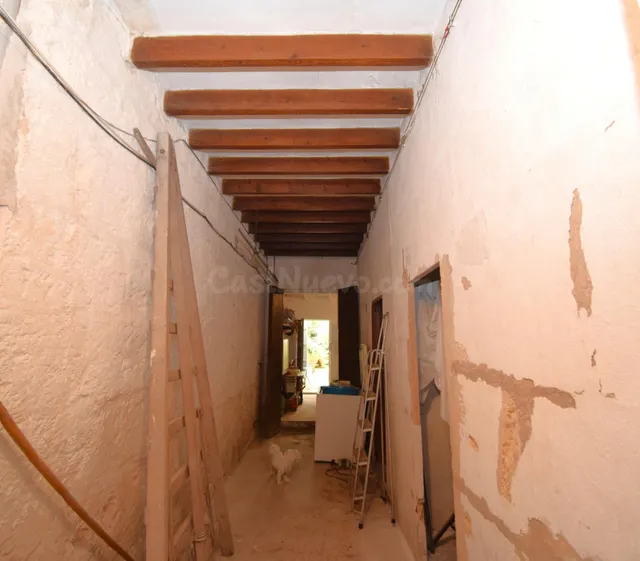Casa para reformar con garage en Muro - foto 4