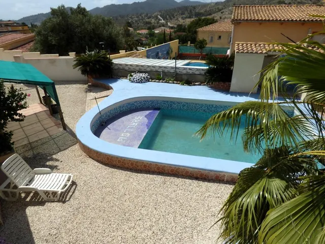 SE VENDE GRAN CHALET EN BELLA ORCHETA — 8