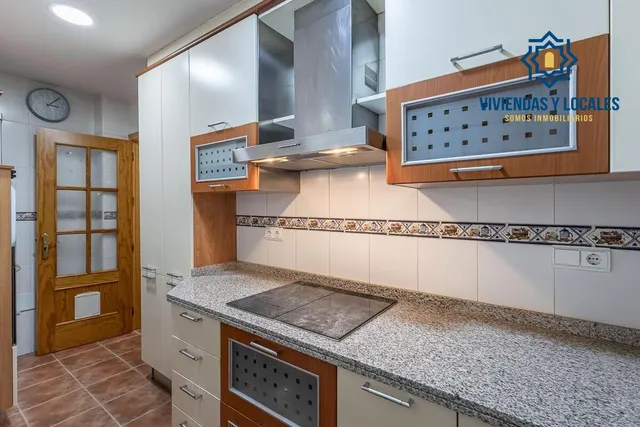 Piso en venta en Santa Fe con garaje y terraza. — 9