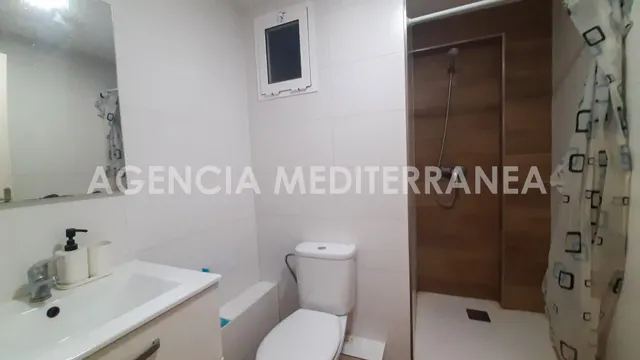 Piso en venta en Benimamet, con cuatro habitaciones y dos baños — 10