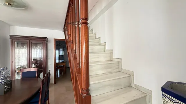 AMPLIO PISO CON TERRAZA — 6