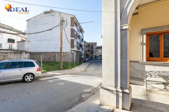 LOCAL JUNTO AYUNTAMIENTO DE ALBOLOTE — 7
