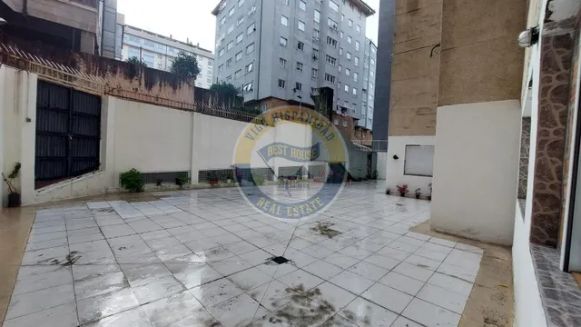 Amplio piso  reformar, en el entorno de Travesía de Vigo — 21
