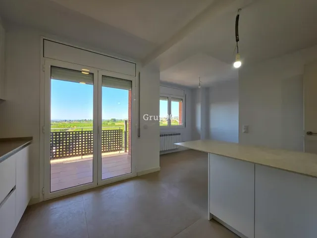 ¡a estrenar! espectacular casa adosada con gran jardín a 20 min de Lleida — 13