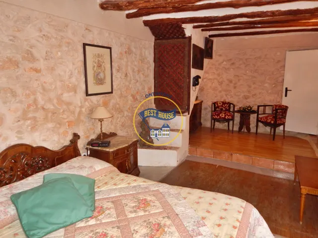 EXCLUSIVA VILLA EN COCENTAINA CON GRAN PARCELA Y BONITA PISCINA. — 37