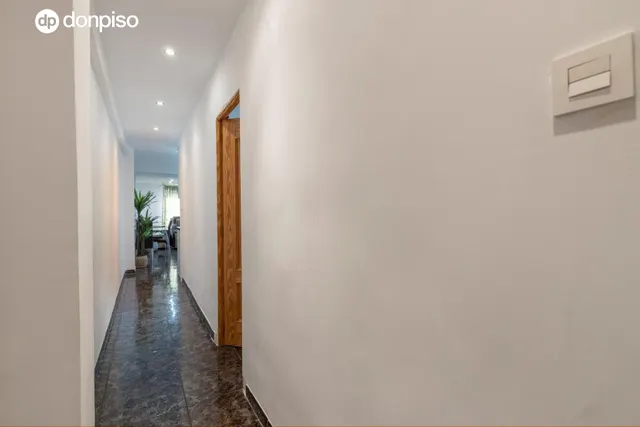 Ático reformado con ascensor, terraza y chimenea, listo para entrar a vivir — 20