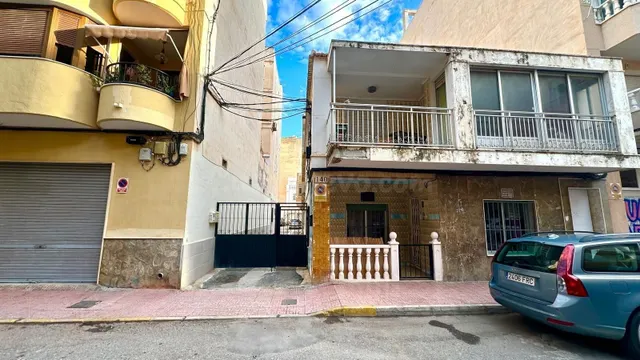 Casa 4 habitaciones 144m² en venta - Centro - foto 2