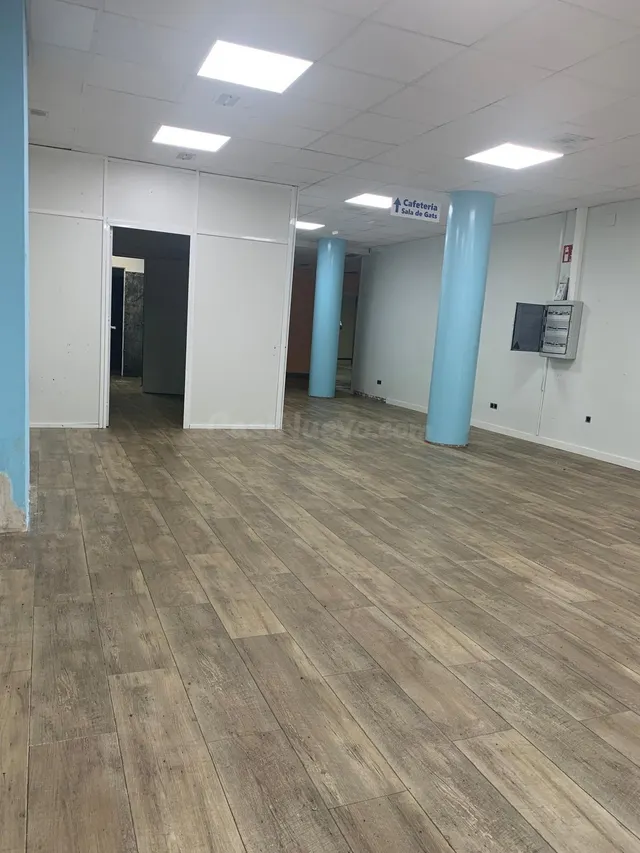 ST ANTONI DE CALONGE: LOCAL COMERCIAL EN ALQUILER, CÉNTRICO. - foto 4