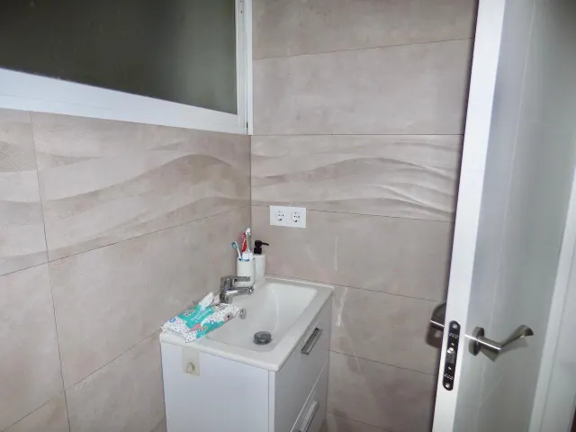 ¡Espectacular Piso en Blanes, Listo para Entrar a Vivir! ️✨ — 16