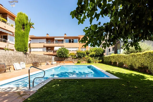 EN EXCLUSIVA!!!! ESPECTACULAR BAJOS CON TERRAZA DE 170 M2 . PARC CENTRAL — 46