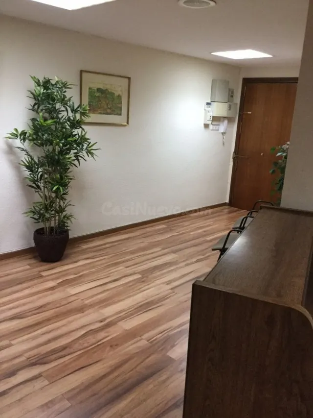 Alquiler de DESPACHO en zona Extramuros, calle Juan Llorens (coworking) — 3