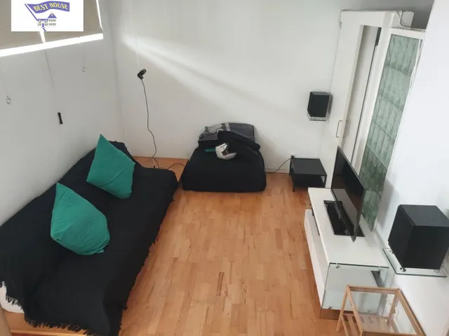 LOTE DE INMUEBLES COMPUESTO POR TRÍPLEX, BAJO TIPO LOFT Y GARAJE — 5