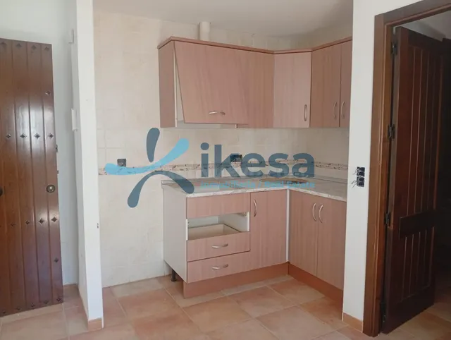 Se vende Piso en la localidad de Paterna del Río - foto 2