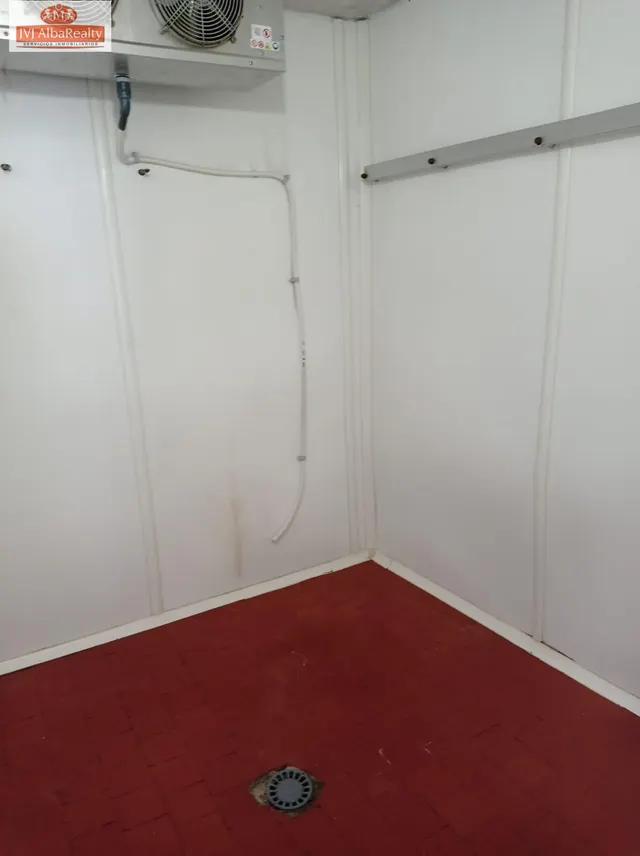 LOCAL EN VENTA ZONA ENSANCHE — 14