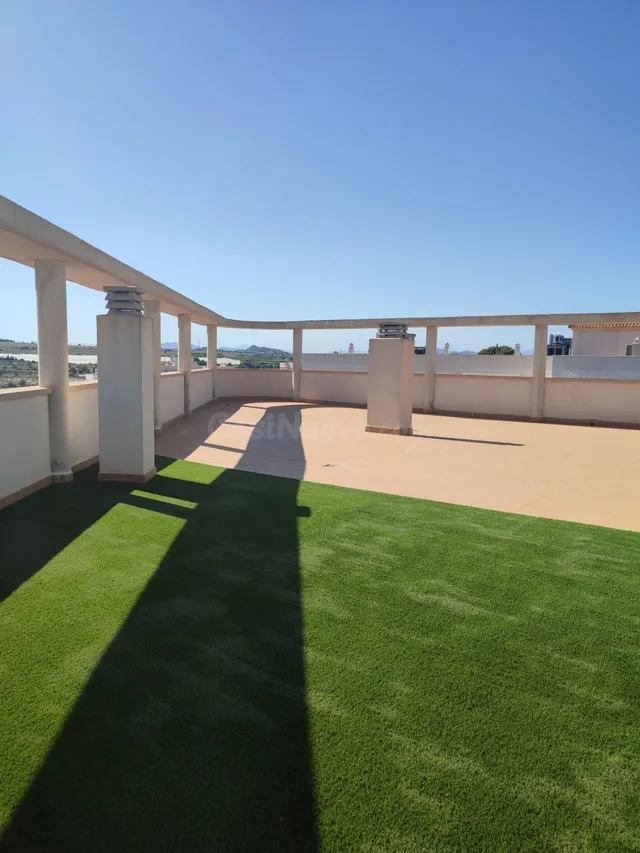 Hermoso apartamento en San Miguel de Salinas - foto 5