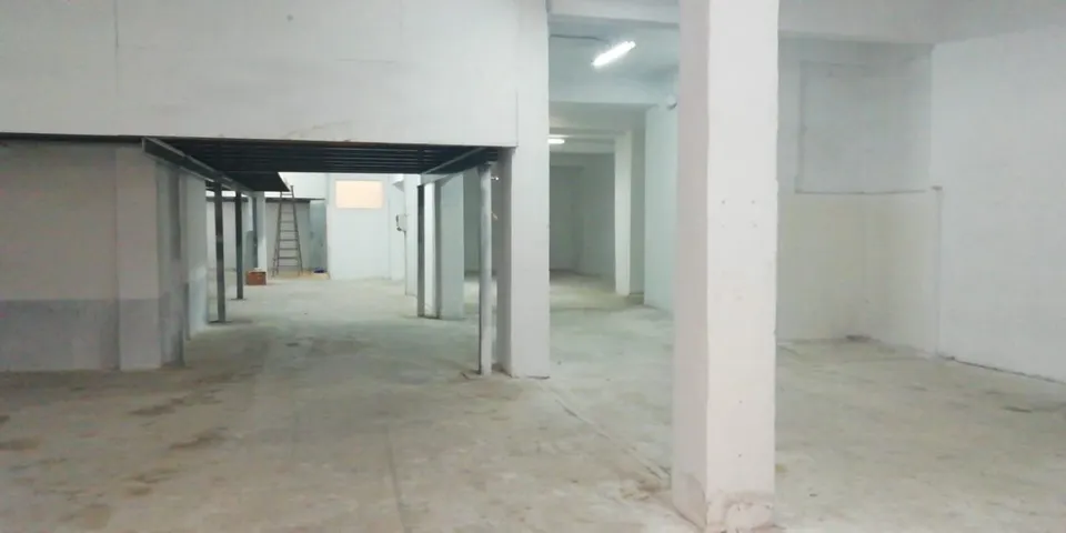 GANDIA - GRAN LOCAL/ALMACÉN - SE VENDE