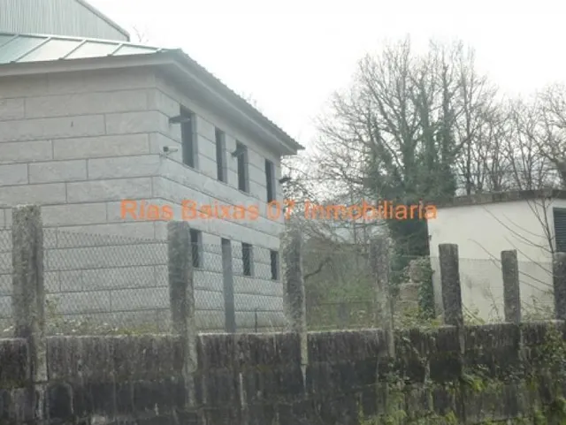 REF 1995 NAVE 1800 M2 CON PUENTE GRUA Y 15000m2 TERRENO - foto 4