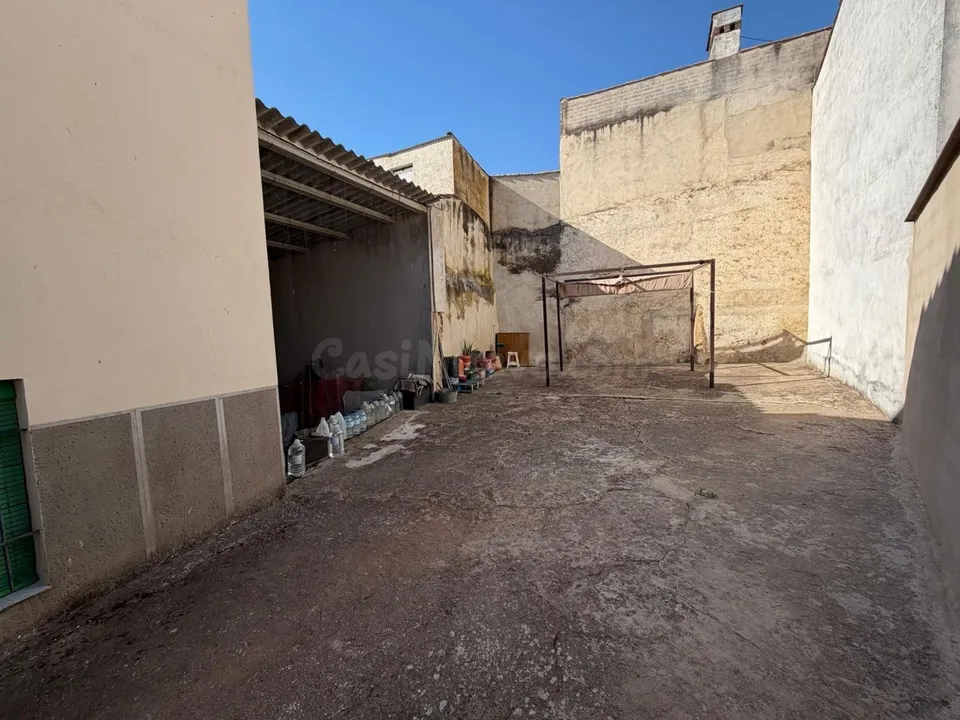 Casa con patio en Torremocha